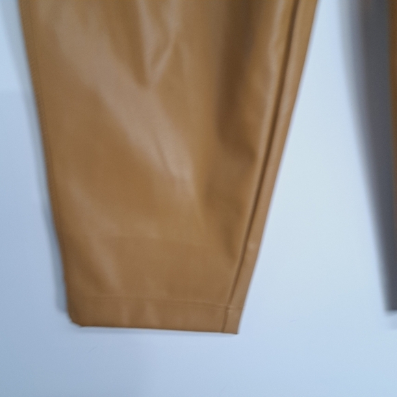 A New Day Faux Leather Carmel .Straight Leg Pants New Size 8 - Picture 2 of 11